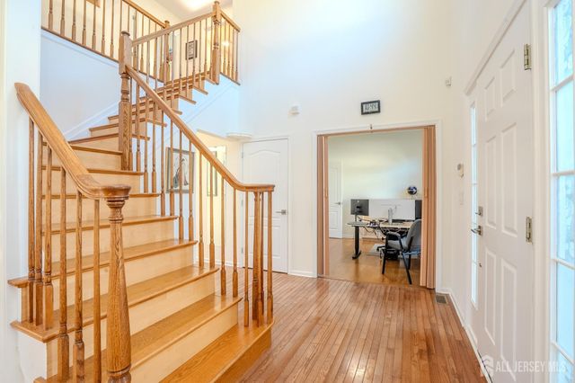 50 Kelly Way, South Brunswick, NJ 08852