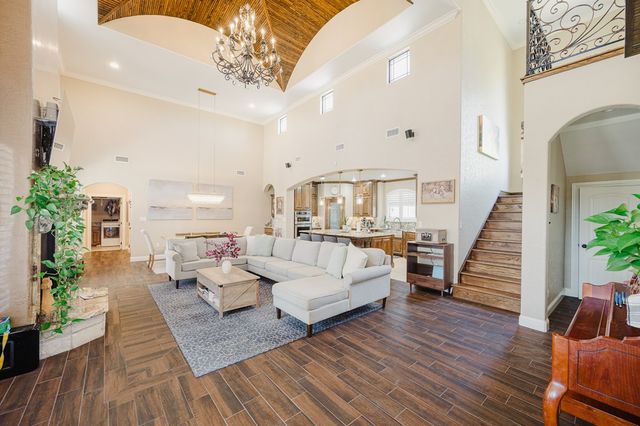 616 S Sam Houston Ave, Odessa, TX 79761