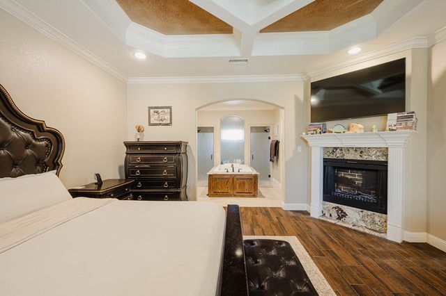 616 S Sam Houston Ave, Odessa, TX 79761