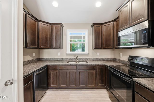 128 Bragg Lane, Hurdle Mills, NC 27541