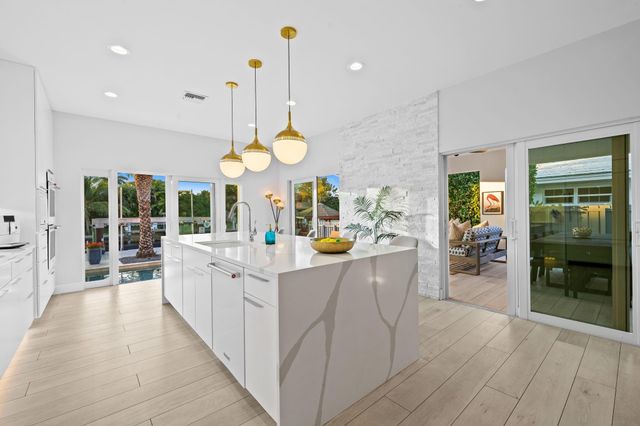 1731 NE 23rd Ave, Fort Lauderdale, FL 33305