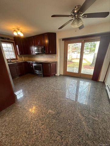 7 Grange Street, Huntington, NY 11743