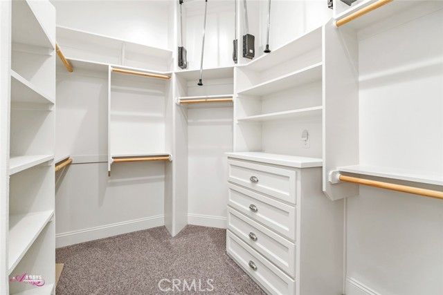 4104 Woodcastle Way, Bakersfield, CA 93314