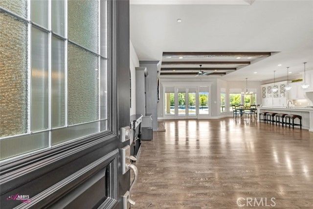 4104 Woodcastle Way, Bakersfield, CA 93314