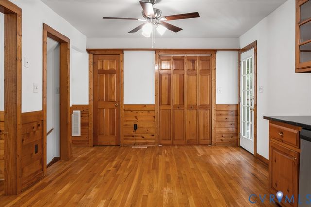 1119 Elmwood Dr, Colonial Heights, VA 23834
