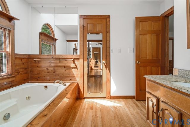 1119 Elmwood Dr, Colonial Heights, VA 23834