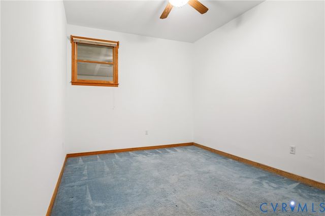 1119 Elmwood Dr, Colonial Heights, VA 23834