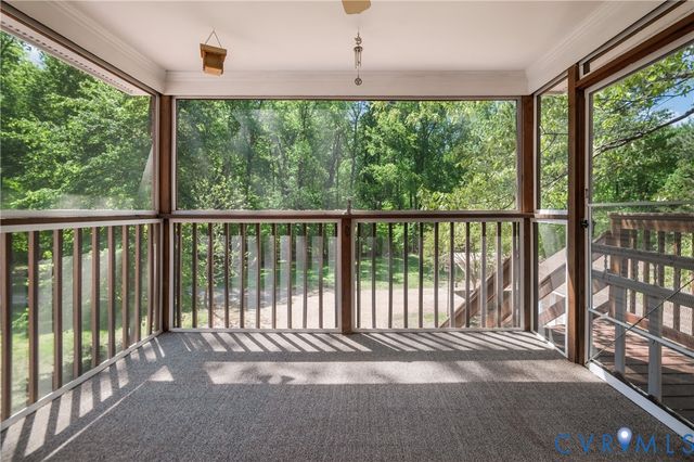 1119 Elmwood Dr, Colonial Heights, VA 23834