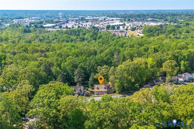 1119 Elmwood Dr, Colonial Heights, VA 23834