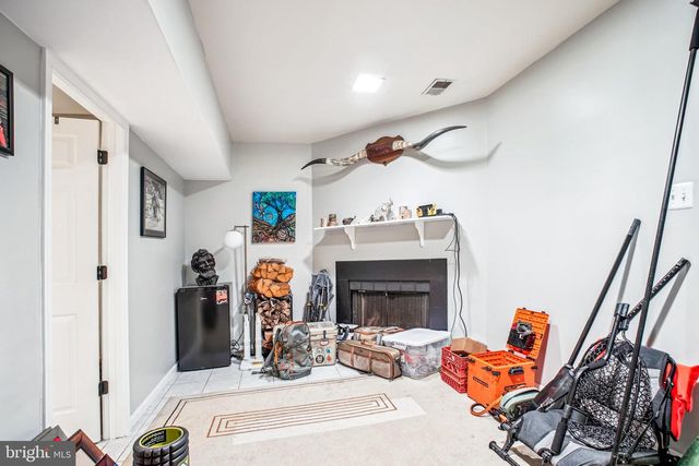 11939 ARTERY DR, Fairfax, VA 22030