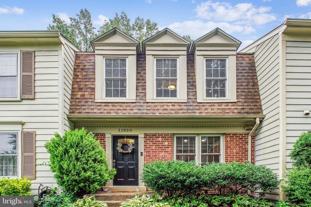 11939 ARTERY DR, Fairfax, VA 22030