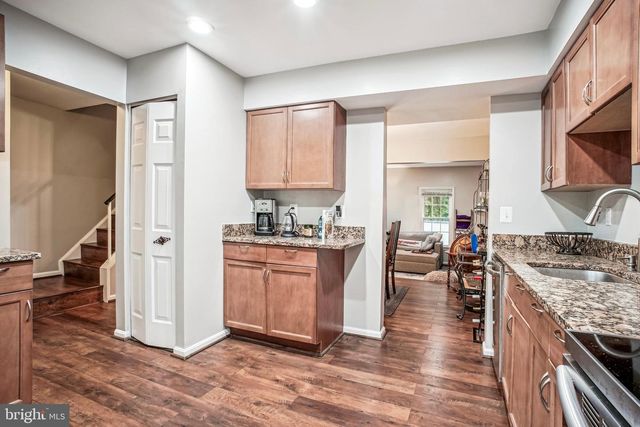 11939 ARTERY DR, Fairfax, VA 22030
