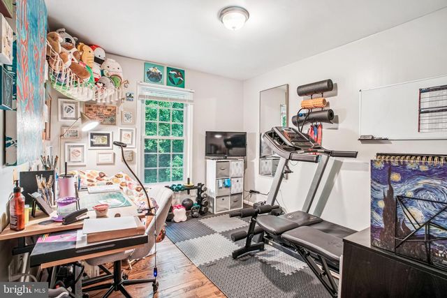 11939 ARTERY DR, Fairfax, VA 22030