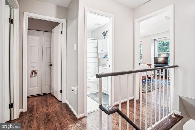 11939 ARTERY DR, Fairfax, VA 22030