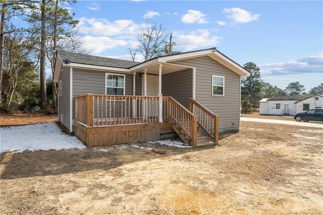422 Doc Brown Road, Raeford, NC 28376