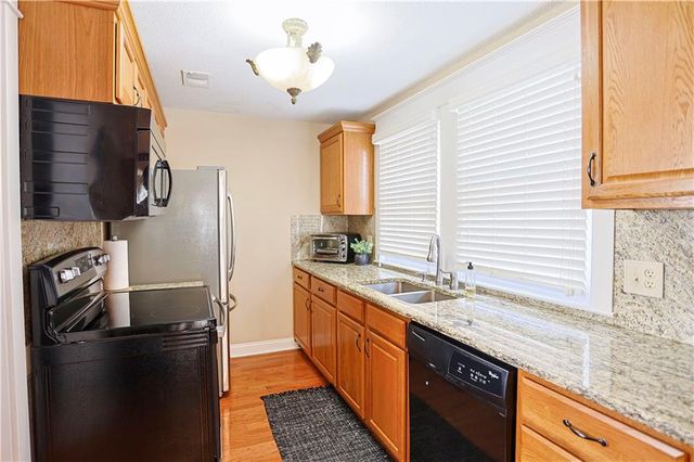 311 N River Boulevard, Independence, MO 64050