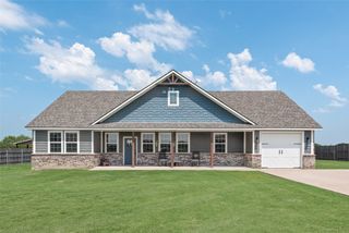 1259 County Road 138, Oak Ridge, TX 75161