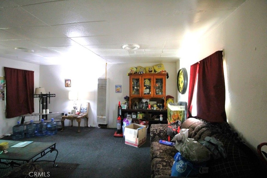 Image 22 of property listing at 33713 1st Street, Daggett, CA 92327