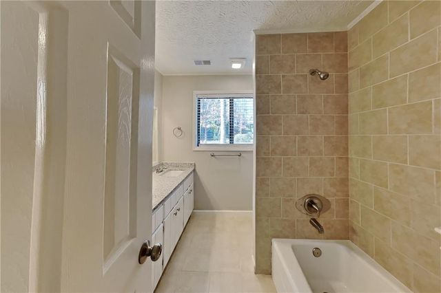 2041 Kramer Way, Marietta, GA 30062