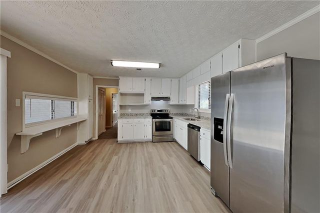 2041 Kramer Way, Marietta, GA 30062