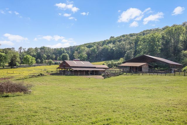 200 Reavley Road, Sale Creek, TN 37373