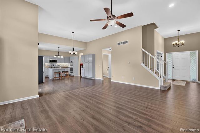 5127 Clyde Road, Howell, MI 48855
