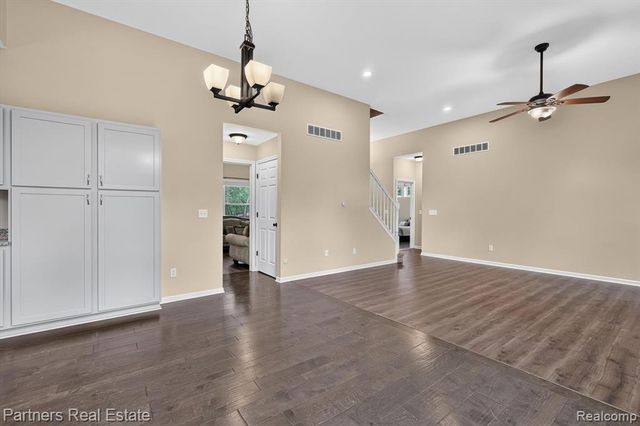 5127 Clyde Road, Howell, MI 48855
