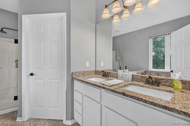 5127 Clyde Road, Howell, MI 48855