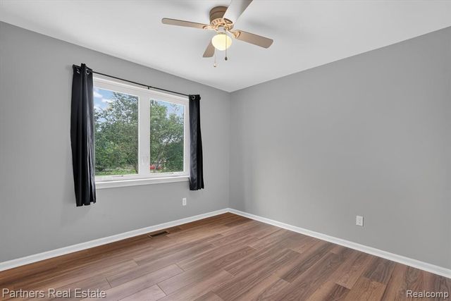 5127 Clyde Road, Howell, MI 48855
