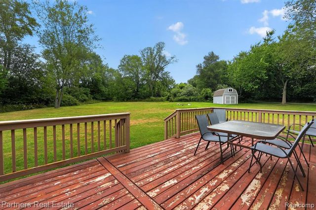 5127 Clyde Road, Howell, MI 48855