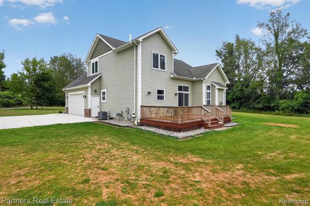 5127 Clyde Road, Howell, MI 48855