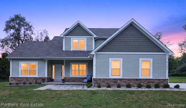 5127 Clyde Road, Howell, MI 48855