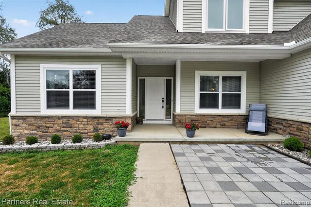5127 Clyde Road, Howell, MI 48855