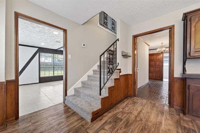 5414 Spanish Oak Drive, Houston, TX 77066