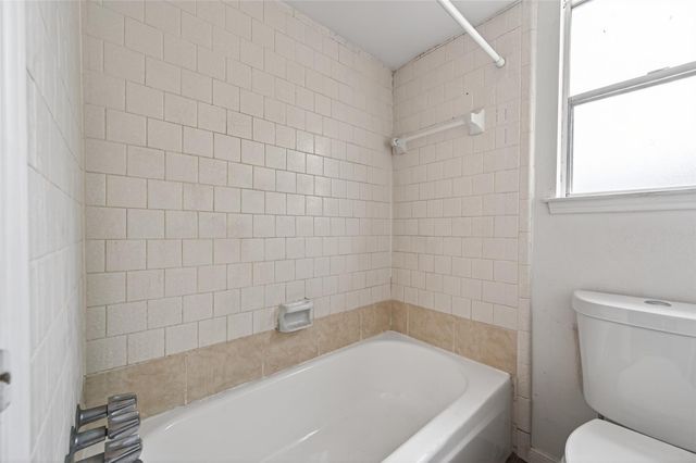 5414 Spanish Oak Drive, Houston, TX 77066