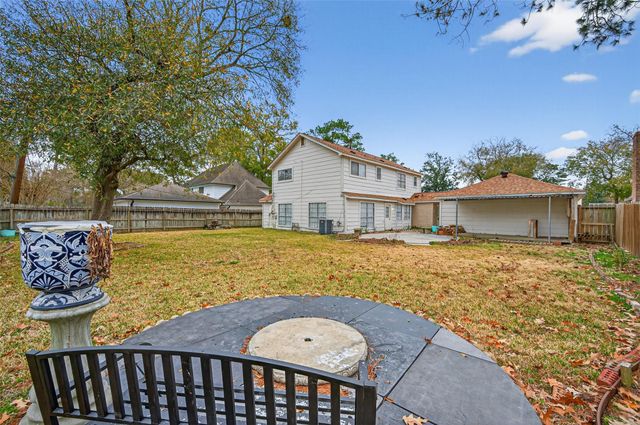 5414 Spanish Oak Drive, Houston, TX 77066