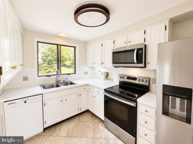 102 BOND ST, Westminster, MD 21157