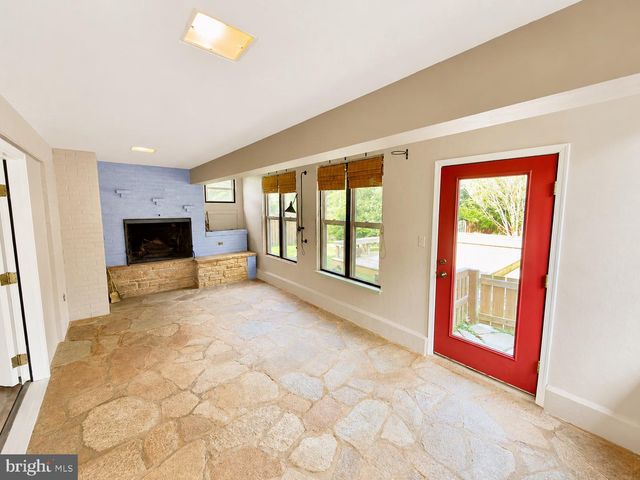 102 BOND ST, Westminster, MD 21157