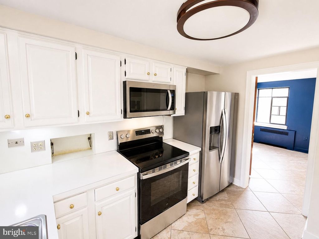 Image 14 of property listing at 102 BOND ST, Westminster, MD 21157