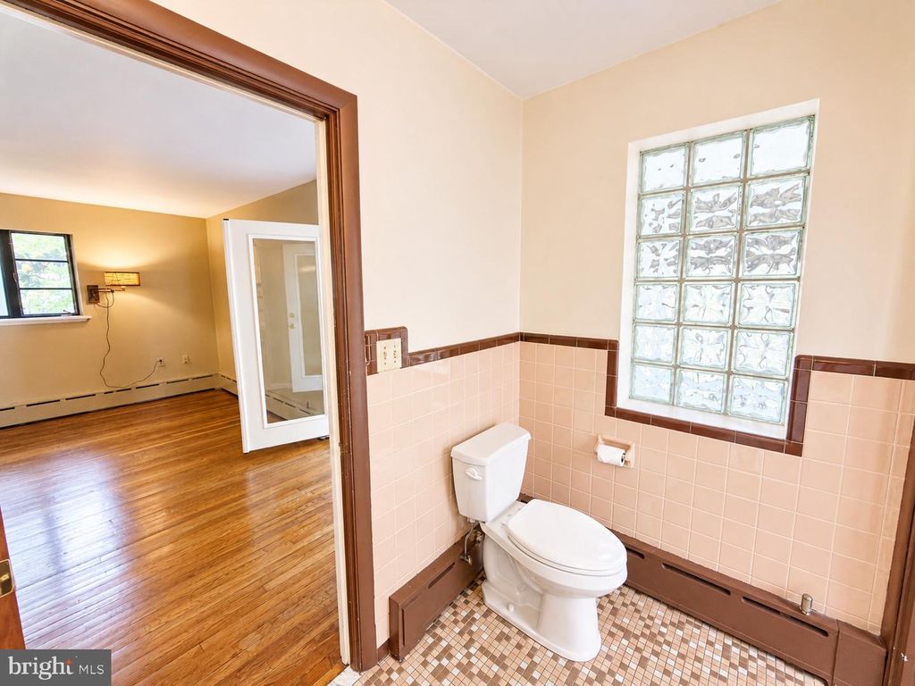 Image 24 of property listing at 102 BOND ST, Westminster, MD 21157