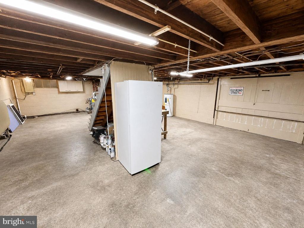 Image 45 of property listing at 102 BOND ST, Westminster, MD 21157
