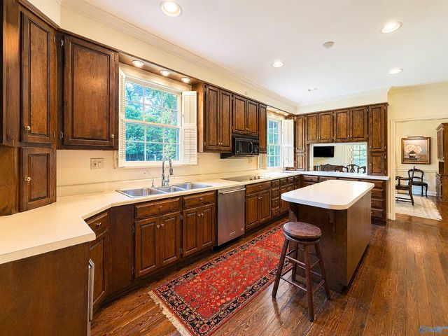 1602 Woodland Street, Decatur, AL 35601
