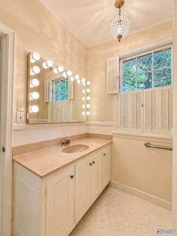 1602 Woodland Street, Decatur, AL 35601