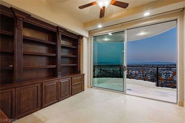 9103 Alta Drive 1101, Las Vegas, NV 89145