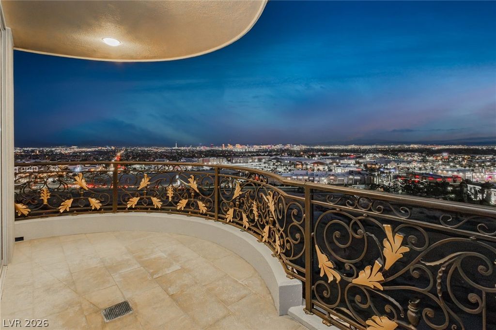 9103 Alta Drive 1101, Las Vegas, NV 89145