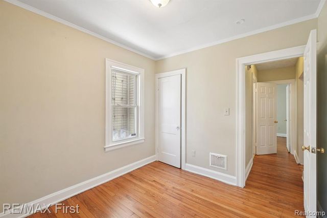 201 E Bennett Avenue, Ferndale, MI 48220