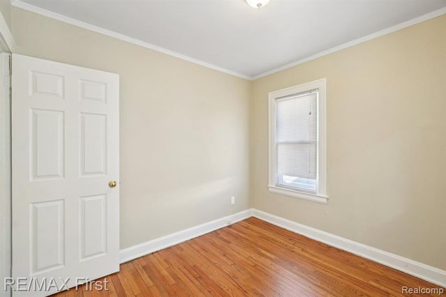 201 E Bennett Avenue, Ferndale, MI 48220