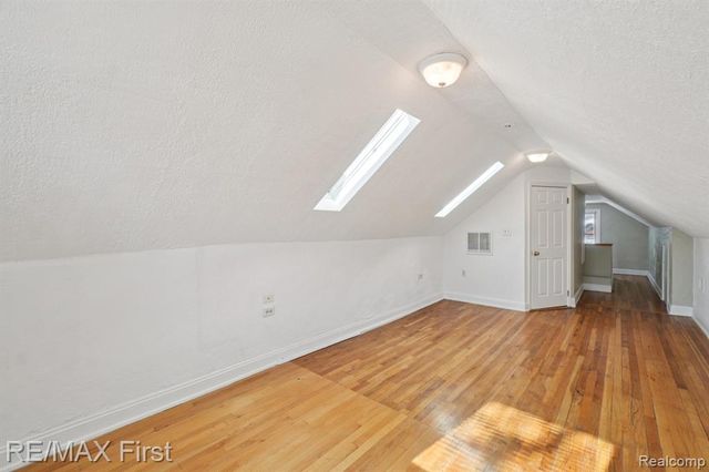 201 E Bennett Avenue, Ferndale, MI 48220