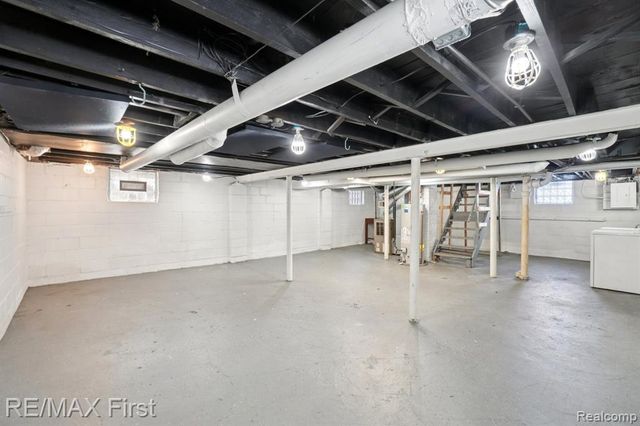 201 E Bennett Avenue, Ferndale, MI 48220