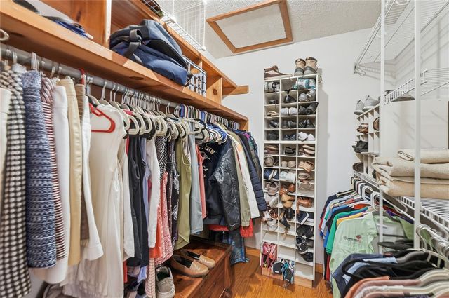 533 EDGEWATER DRIVE, Polk City, FL 33868